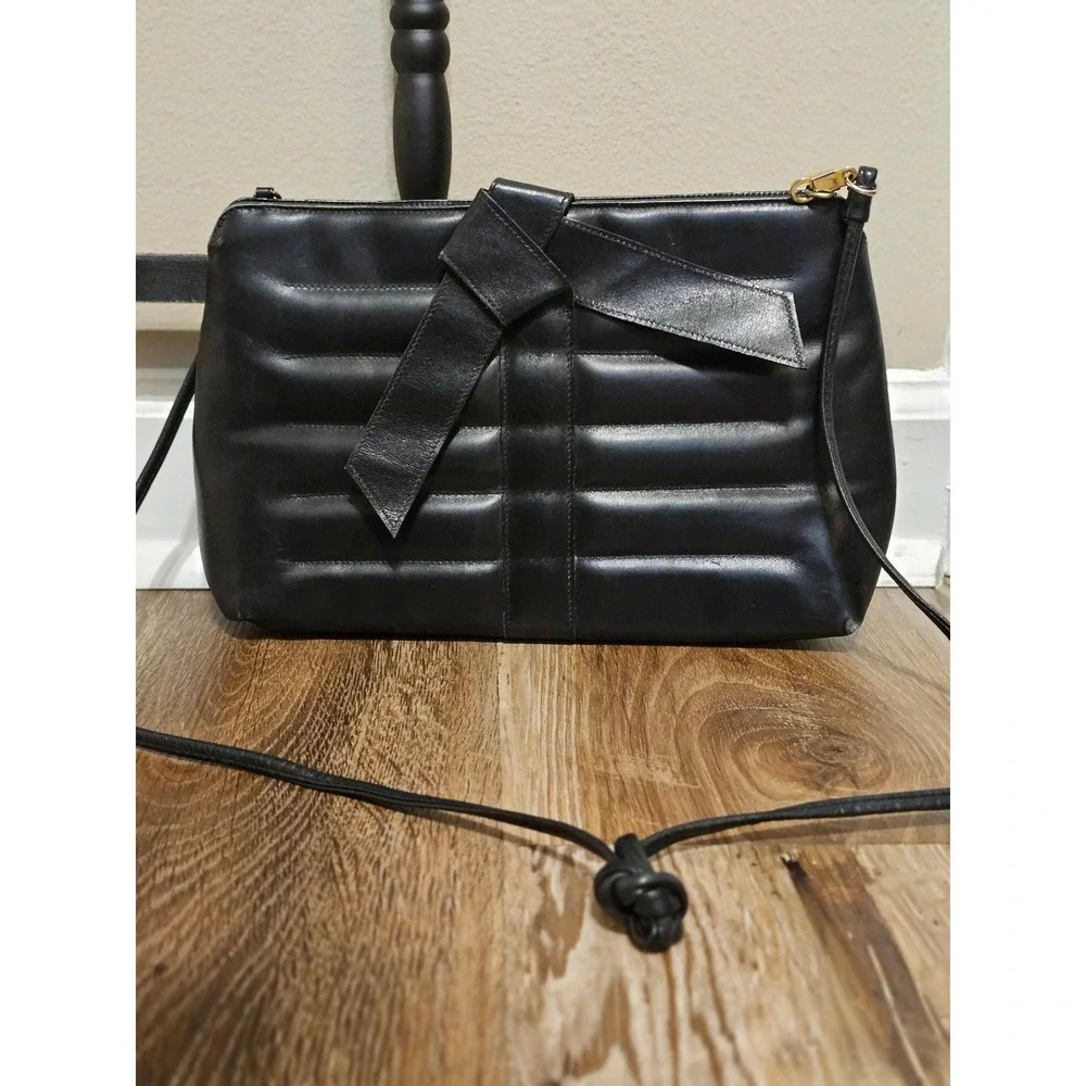 Salvatore Ferragamo Vintage Rare Leather Quilted Bow Crossbody Bag Made in Italy